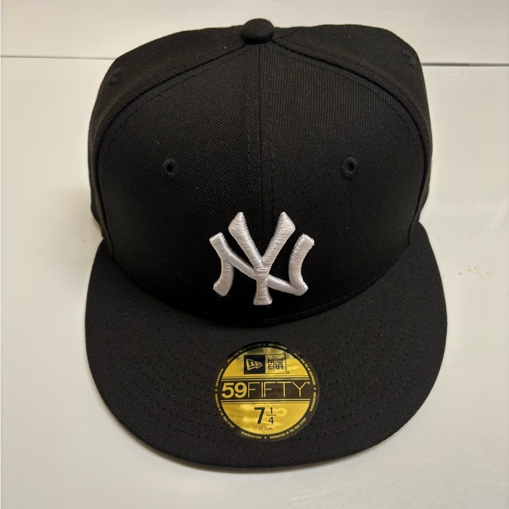 Fitted New York Yankees baseball cap